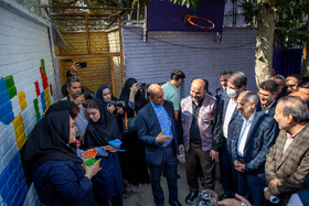  علیرضا کاظمی، وزیر آموزش و پرورش در بازدید از طرح شهید عجمیان