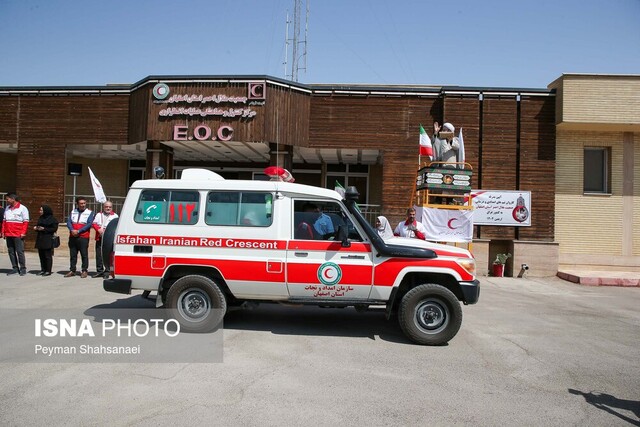 مصدومیت ٧ زائر ایرانی در تصادف خودروی ون با تریلی در ناصریه عراق/ انتقال مصدومان به مراکز درمانی