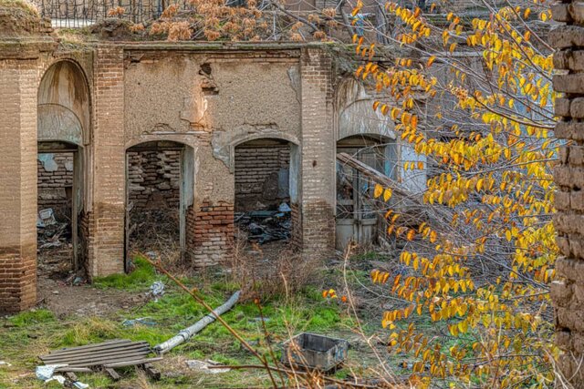 خانه برادر صلبی ناصرالدینشاه ذره ذره محو میشود + عکس
