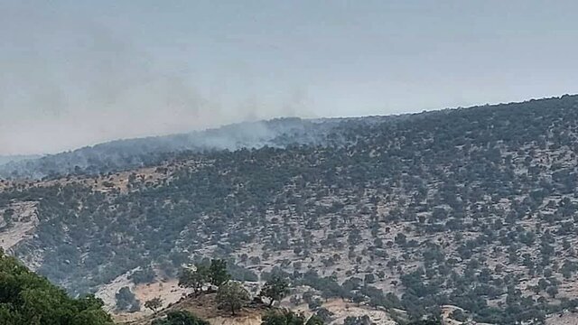 شعلهور شدن دوباره آتش در کوه سیاه لنده شعلهور شدن دوباره آتش در کوه سیاه لنده