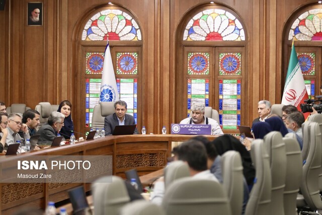 کمبود برق داریم ولی مشکل مدیریت برق بیشتر است/قوانین کشوری مهمترین مانع توسعه صادرات است