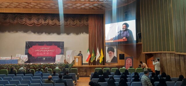 امسال گرمترین اربعین را تجربه میکنیم/ اربعین سرمایه مشترک جهانی است