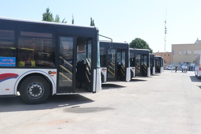 مشکلی در تأمین اتوبوس برای بازگشت زائران در مرز مهران وجود ندارد مشکلی در تأمین اتوبوس برای بازگشت زائران در مرز مهران وجود ندارد