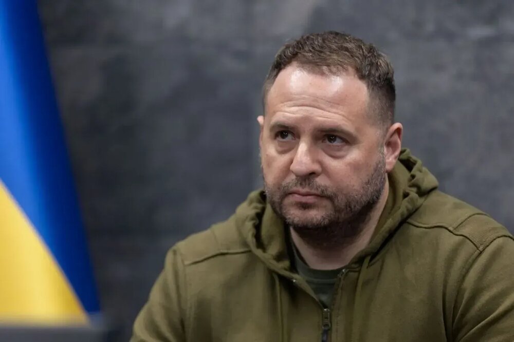 زلسنکی برای برکناری رئیس‌دفترش تحت فشار است