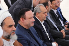 رضا مسرور، دبیر شورای عالی مناطق آزاد کشور در آغاز عملیات اجرایی نیروگاه خورشیدی ۴۲۰ مگاوات