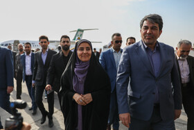 استقبال محمدعلی طالبی، استاندار کرمان از فرزانه صادق، وزیر راه و شهرسازی در فرودگاه بین‌المللی آیت‌الله هاشمی رفسنجانی کرمان 