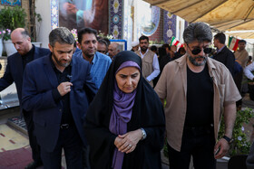 حضور فرزانه صادق، وزیر راه و شهرسازی در گلزار شهدای کرمان