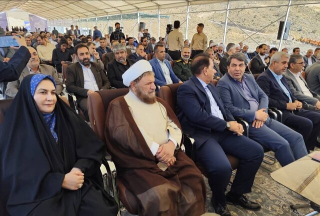 آغاز اکتشاف با سرمایهگذاری ۱۵ هزار میلیارد تومانی در جیرفت آغاز اکتشاف با سرمایهگذاری ۱۵ هزار میلیارد تومانی در جیرفت