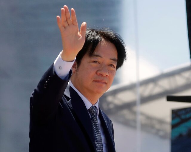 گزارشهای ضد و نقیض از دلایل تاخیر در سفر رئیس جمهور تایوان به آمریکای لاتین گزارشهای ضد و نقیض از دلایل تاخیر در سفر رئیس جمهور تایوان به آمریکای لاتین