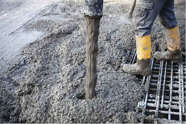 برخورد قانونی با یک شرکت تولید بتن آماده در اردبیل به دلیل تقلب در فروش