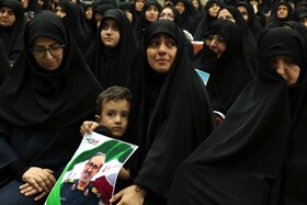 فرزند شهید شادمانی در مراسم بزرگداشت اربعین شهدای اقتدار استان همدان
