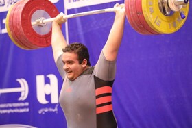 شکسته شدن غیررسمی رکورد یک‌ضرب جهان در قهرمانی نوجوانان ایران