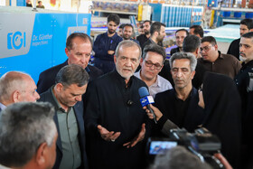 افتتاح کارخانه «آنا شیشه» توسط مسعود پزشکیان، رئیس جمهور - زنجان
