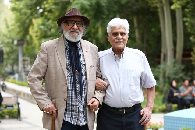 خاطره داریوش ارجمند از گریه خودش و ناصر تقوایی