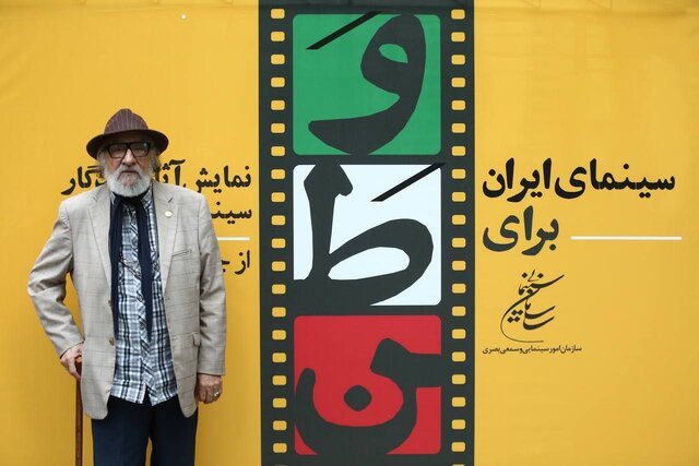 خاطره داریوش ارجمند از گریه خودش و ناصر تقوایی