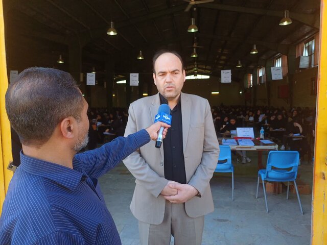 رقابت بیش از ۳۲۰۰ نفر در دومین روز آزمون استخدامی آموزش و پرورش در استان سمنان