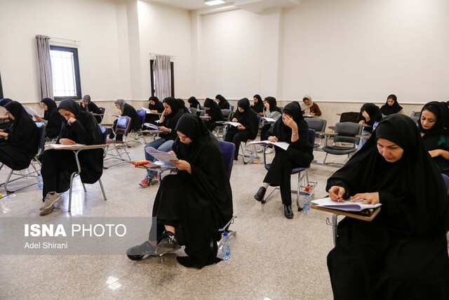 تصویر تزئینی است آزمون استخدامی وزارت آموزش و پرورش در چهارمحال و بختیاری برگزار شد
