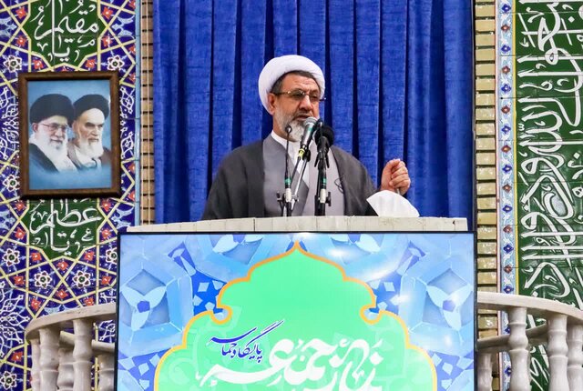 دولتمرد واقعی باید شب و روز به فکر ارتقای کشور باشد