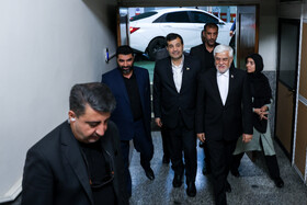 محمدرضا عارف، معاون اول رییس جمهور و احمد دنیامالی وزیر ورزش و جوانان در آیین رونمایی از طرح ملی آمایش سرزمینی ورزش کشور