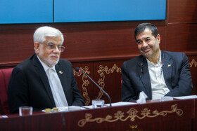 محمدرضا عارف، معاون اول رییس جمهور و احمد دنیامالی وزیر ورزش و جوانان در آیین رونمایی از طرح ملی آمایش سرزمینی ورزش کشور