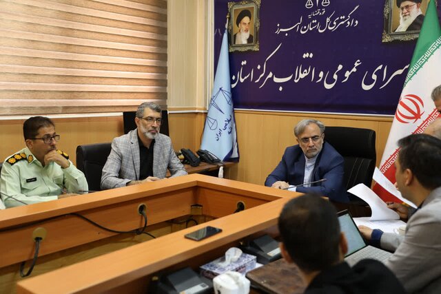 دادستان کرج: با کافه‌های بدون مجوز مطابق قانون برخورد شود