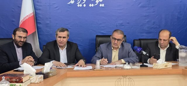 مدیران همواره شنونده درد و دل مردم باشند