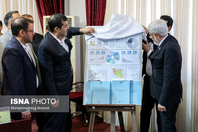 «حمله بولتون به ترامپ»،«ماجرای جعفر ولکن» و «انتقاد عارف از یک رفتار»