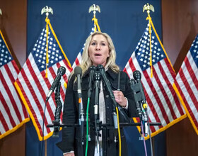 انتقاد قانونگذار جمهوری خواه آمریکا از تامین مالی جنگ اوکراین