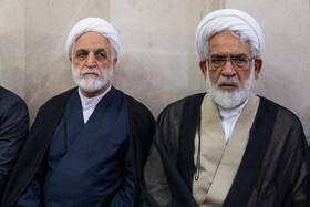 محمدجعفر منتظری رئیس دیوان عالی کشور و غلامحسین محسنی اژه‌ای، رئیس قوه قضائیه در مراسم چهلمین روز شهادت سپهبد رشید