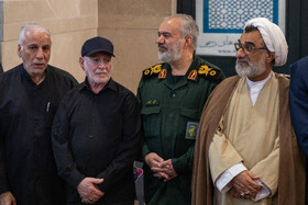 حجت الاسلام عبدالحسین خسروپناه، دبیر شورای عالی انقلاب فرهنگی و علی فدوی جانشین فرمانده کل سپاه در مراسم چهلمین روز شهادت سپهبد رشید
