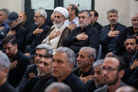 حسین اشتری مشاور رئیس ستادکل نیروهای مسلح در مراسم چهلمین روز شهادت سپهبد رشید