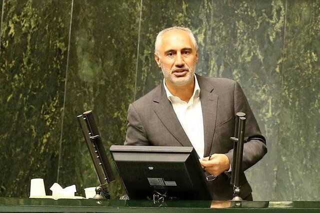 مطالبات گندمکاران در اسرع وقت پرداخت می‌شود/ امنیت غذایی از اولویت‌های نظام است