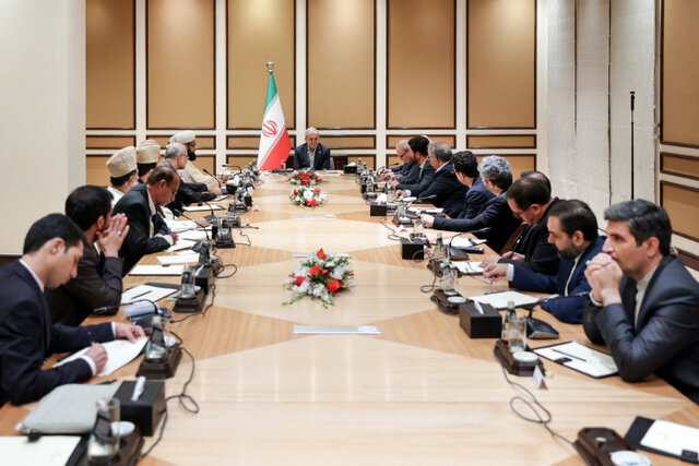 ترسیم نقشه راه تهران و اسلام آباد برای دستیابی به حجم روابط ۱۰ میلیارد دلاری
