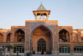 علت نام‌گذاری مسجدرجیم‌خان به این دلیل این است که بانی اولیه مسجد، میرسیدحسن مجتهد اصفهانی بوده که قبل از اتمام کار مسجد، درگذشت و بنای مسجد به‌وسیله محمدرحیم‌خان که در آن روزگار بیگلربیگی اصفهان بود و برادرانش، به پایان رسید.