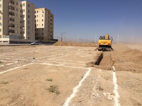 تحویل ۱۵۰۰ قطعه زمین به متقاضیان طرح جوانی جمعیت در قم