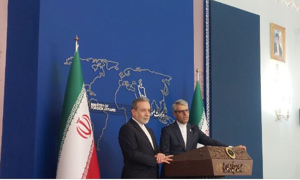 عراقچی: خبرنگاران و دیپلمات‌ها در کنار یکدیگر هستند/ جنگ ۱۲ روزه یک نقطه ماندگار در تاریخ ایران است