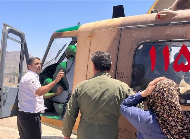 عکس تزیینی است انتقال ۳۰ مصدوم و بیمار توسط اورژانس تهران از مرز مهران به پایتخت