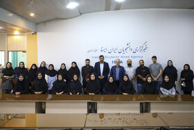 بازدید رییس اداره کل اقتصاد و دارایی استان خراسان رضوی از ایسنا به مناسبت روز خبرنگار