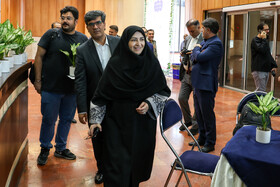 شینا انصاری، رییس سازمان حفاظت محیط زیست در نشست خبری 