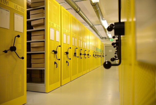 برج ۲۳ طبقه بدون پنجره؛ راز بزرگ ماجرا چیست؟ + تصاویر