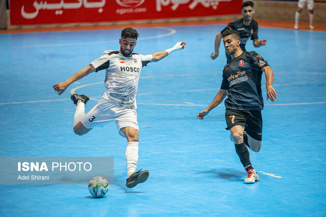 عکس تزئینی است پیروزی ارزشمند تیم فوتسال آرمان زنجان در پایان نیمفصل لیگ دسته یک