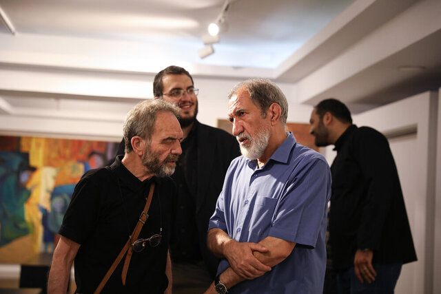 داریوش ارجمند: نقاشی، هنر غریبی است