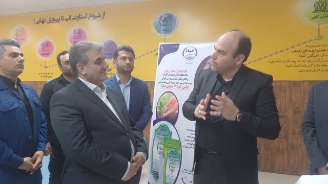 رونمایی از "بلوک نمکی غنی شده با مواد زیست‌فعال" با حضور استاندار در جهاددانشگاهی سمنان
