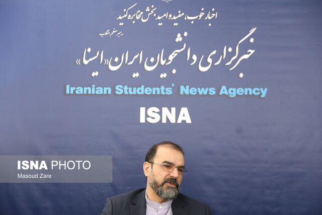 کاهش تعداد اتباع دارای مجوز کار استان به ۱۰ هزار نفر/تعهد ۱۷ هزار نفری اشتغال در یزد