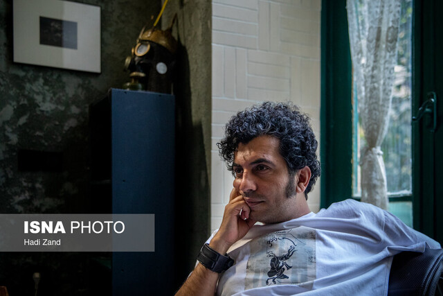 زندگی در ایران، برایم تراپی است / نه غرب ستیزم نه غرب گرا