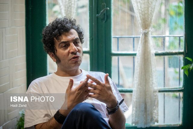 زندگی در ایران، برایم تراپی است / نه غرب ستیزم نه غرب گرا