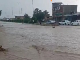 خسارت قابل‌ توجهی به راه‌های جنوب کرمان در پی بارندگی وارد شده است
