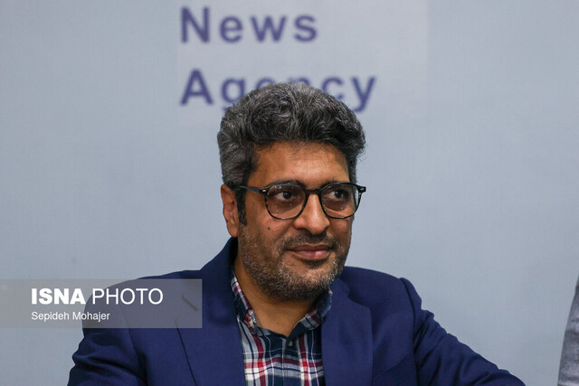 خبرنگاران چراغ بینش را در سنگر آگاهی‌رسانی روشن نگاه داشته‌اند