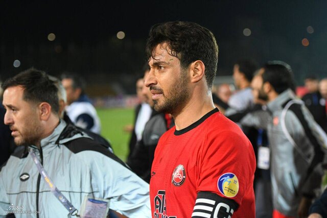 کارزار تراکتوریها برای رسیدگی به تخلفات احتمالی پروژه چمن ورزشگاه یادگارامام (ره)