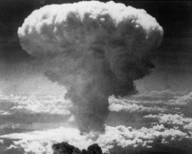 روایت ترامپ از درگیری کوچک در هیروشیما و ناکازاکی! روایت ترامپ از درگیری کوچک در هیروشیما و ناکازاکی!